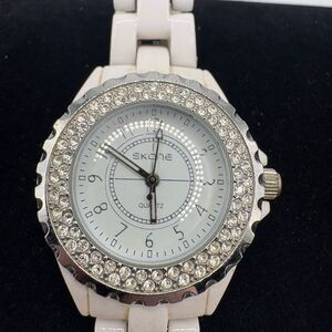 ✨ SKONE Quartz Watch White Ceramic-Style Band Crystal Bezel – Untested